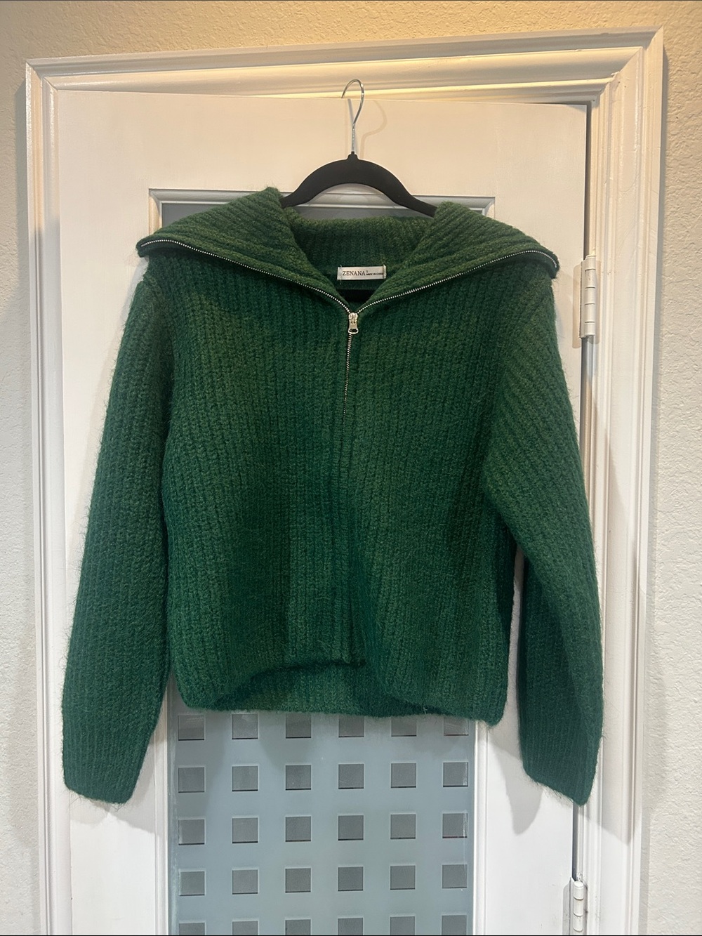 Zenana Outfitters Forest Green Zip-Up Knit Cardigan